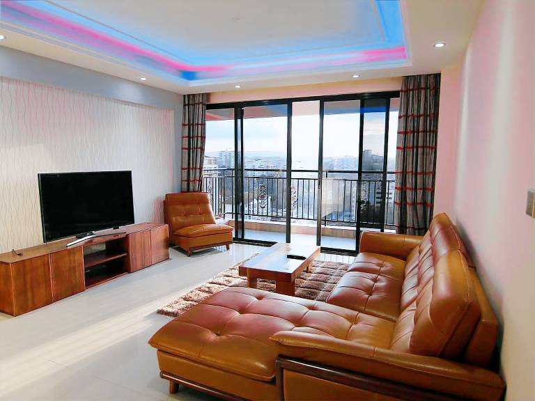 Crestpark Penthouse mit spektakul&auml;rer Aussicht C24