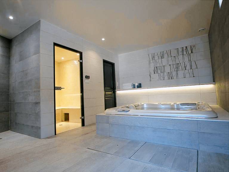 Charming cottage with jacuzzi and hammam in Burgundy — photo 5