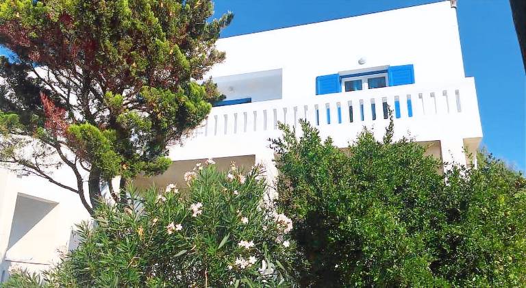 Cozy & comfy Apt with Sea View in Chora Andros in Andros