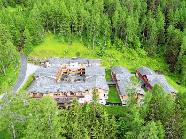 Boscone Suite Hotel in Sondrio