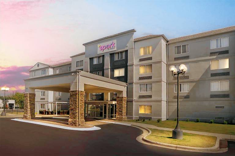 Spark by Hilton Kannapolis — photo 4