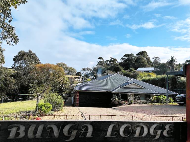 House  Lake Tyers Beach