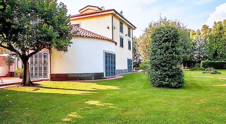 Villa with pool | Pets allowed — photo 5