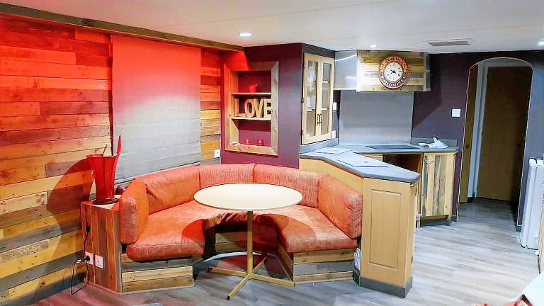 Accommodation  Alixan
