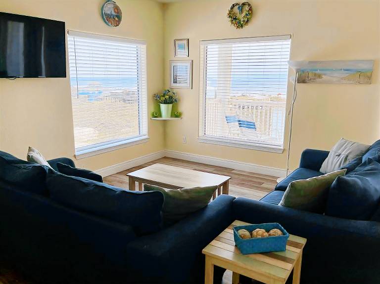 Beachgate CondoSuites and Oceanfront Resort — photo 4