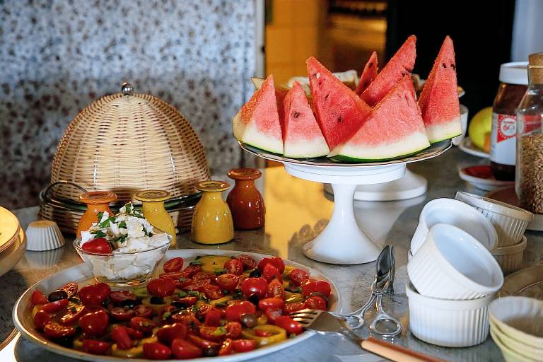 Agriturismo Sant'Emilia con Ristorante - Tra Mare e Città - Pomarance -Toscana: Camera doppia n. 5 - Colazione gratuita, Bagno privato, 24 mq, Ristorante — photo 5