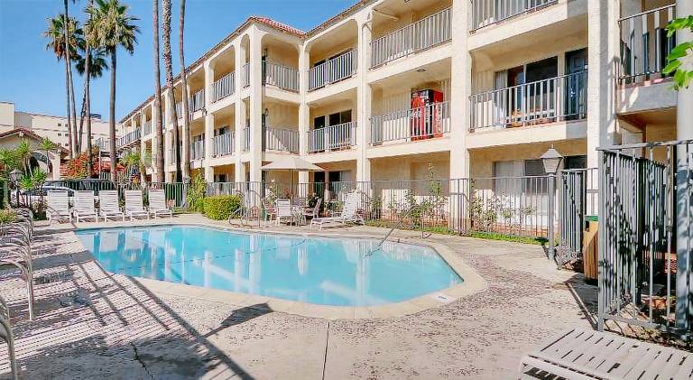 Vagabond Inn Glendale — photo 5