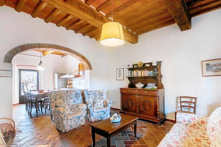 Cipressina – Spacious Tuscan Apartment with Pool for Families and Groups — photo 2