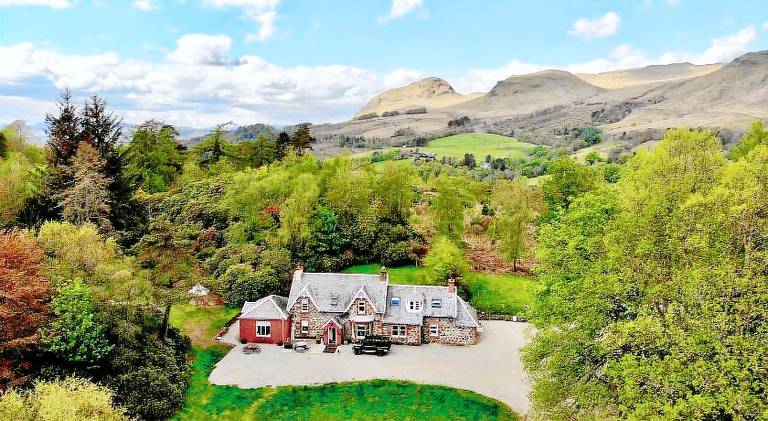 The West Highland Way Hotel and Retreat Accommodation in Stirling