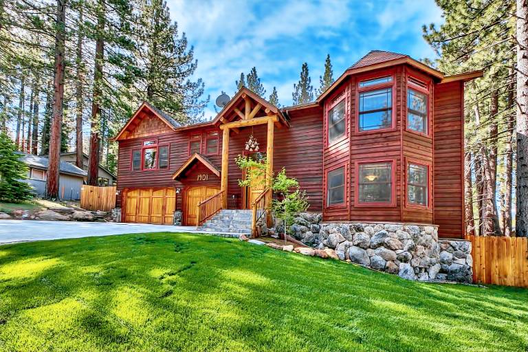 House Echo Lake
