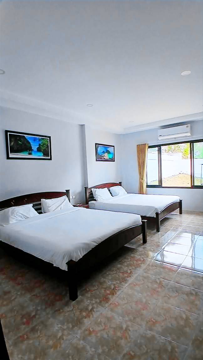 Villa with barbeque & private pool | Pool view — photo 5