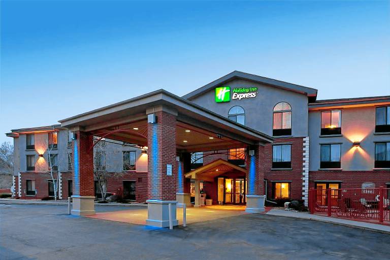 Holiday Inn Express Glenwood Springs Aspen Area By IHG in Glenwood Springs, CO