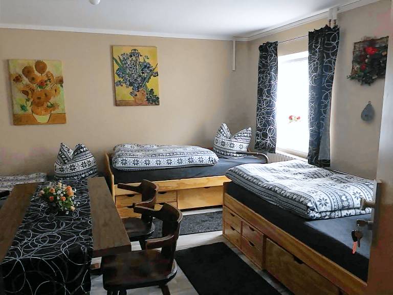 Children-friendly beautiful rental apartment with patio | Pets are welcome — photo 3
