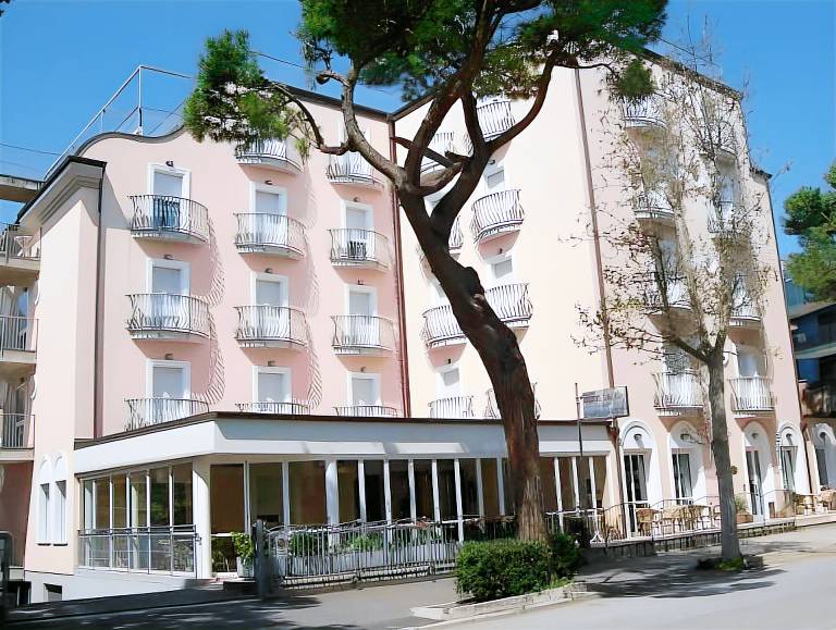 Hotel Laura in Cesenatico