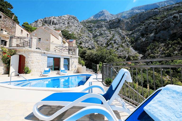 Country House Dalmatian Stone with Pool — photo 2