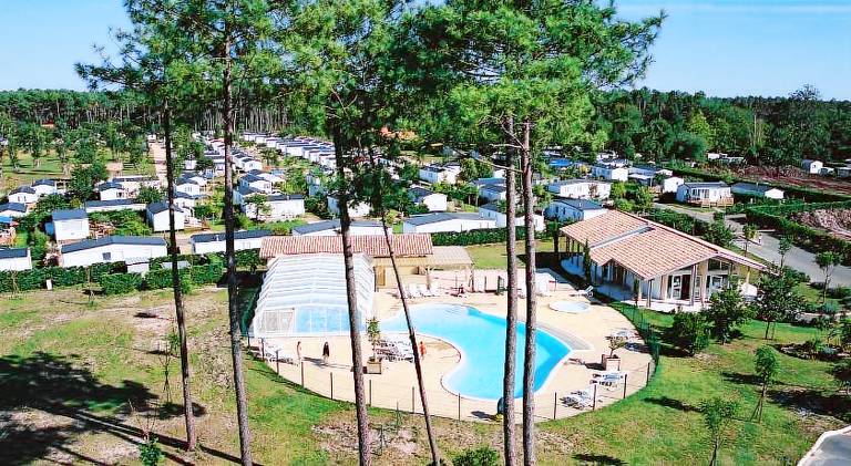 Vacation home with pool | Pets allowed — photo 4