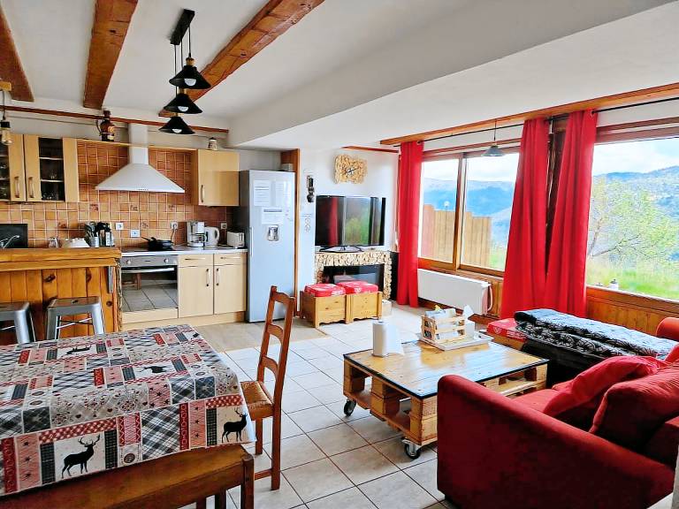 Family-friendly lovely holiday apartment with yard, terrace & BBQ | Panoramic view | Pet-friendly — photo 2