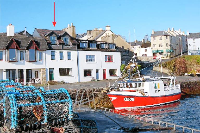 House Roundstone