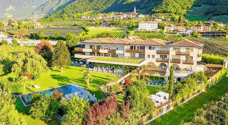 FAYN garden retreat hotel in Marlengo