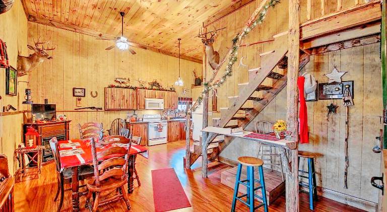 House | Suitable for remote work | Pets allowed — photo 5