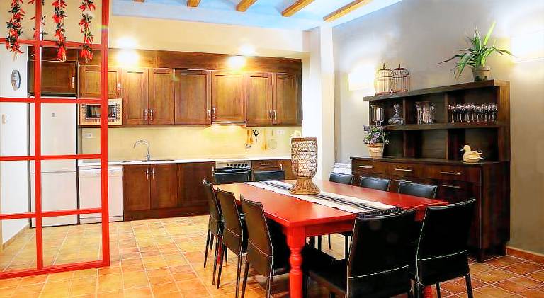 Rental apartment with 2 rooms for 5 persons — photo 2