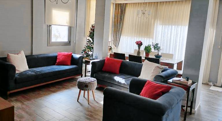Fully equipped ample villa with BBQ, patio & yard | Perfect for remote work | Pets are welcome — photo 2