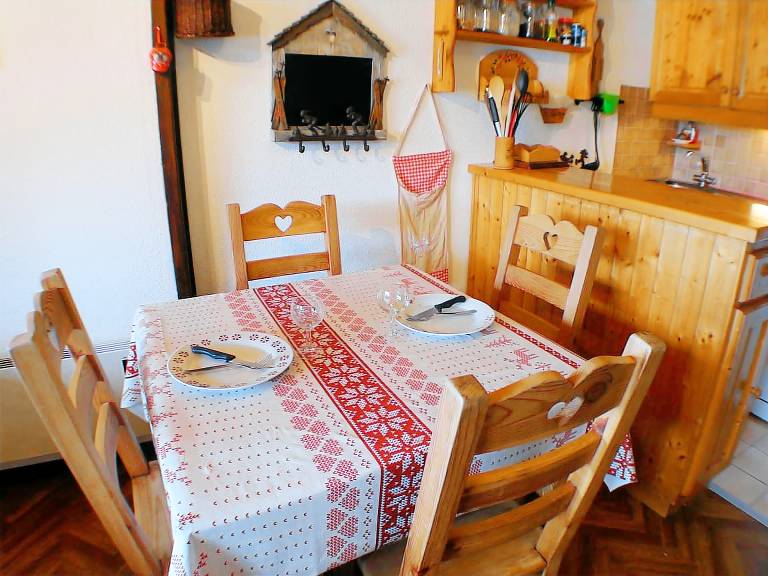 Holiday apartment with 1 room for 6 persons — photo 4