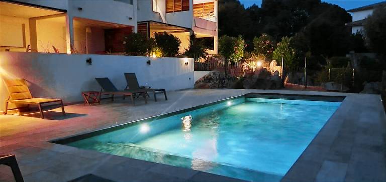 Condo with terrace, barbecue & yard | Sea view — photo 3