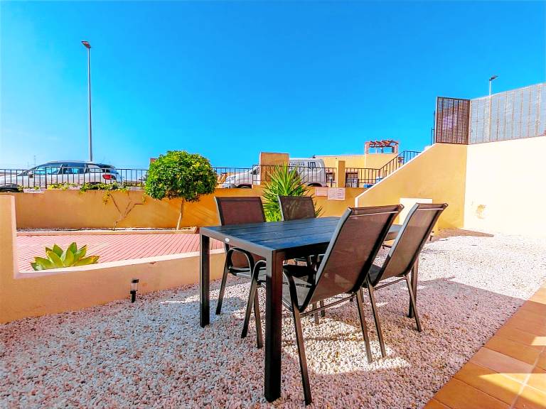Holiday apartment with patio, pool & yard | Good for workation | Pets are welcome — photo 2