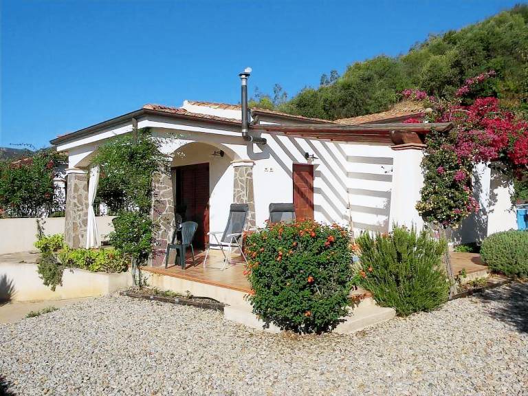 Villa  Tertenia