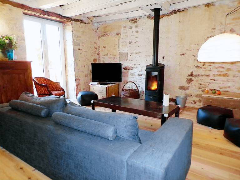 Fully equipped wonderful gite with garden, patio & private pool | Pet-friendly — photo 5