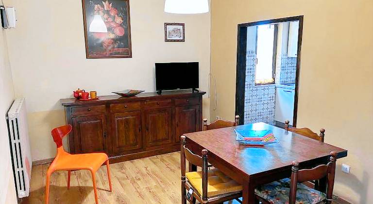 Vacation home with pool — photo 5