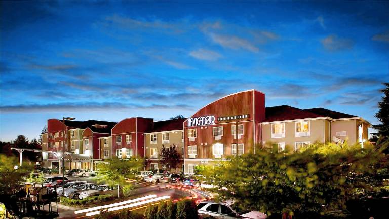 Executive Residency by Best Western Navigator Inn & Suites in Everett, WA