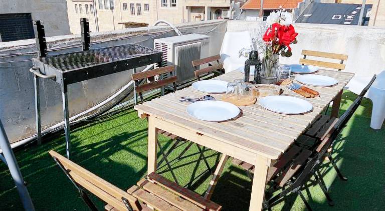 Vacation home with grill & terrace — photo 4
