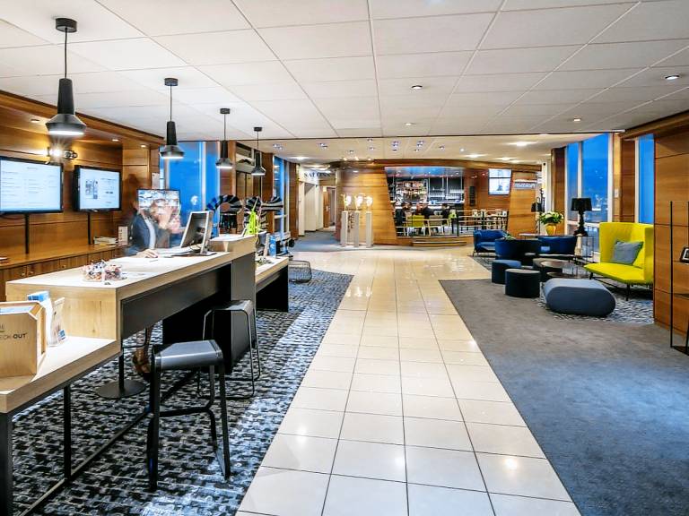 Novotel Chartres — photo 5