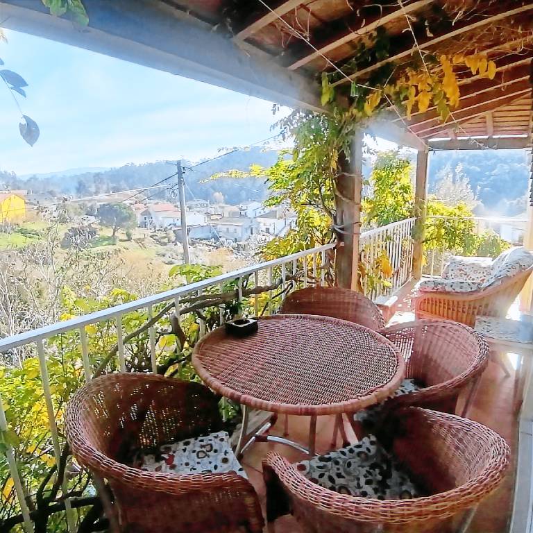 Vacation home with terrace, barbecue & private pool — photo 2