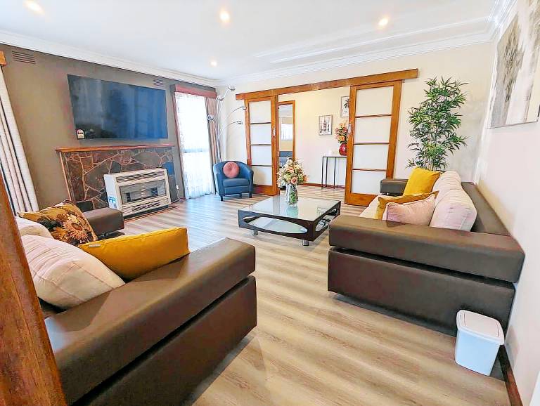 House Dandenong