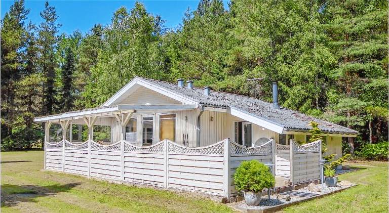 Vacation home with 3 rooms for 7 persons in Silkeborg