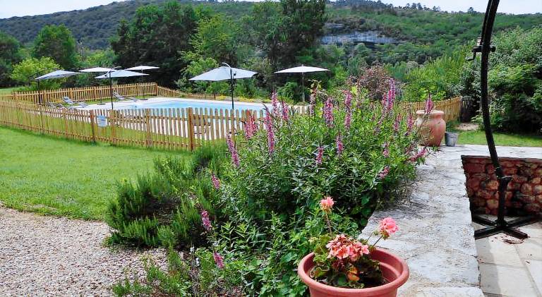 House with pool | Pets allowed in Les Eyzies