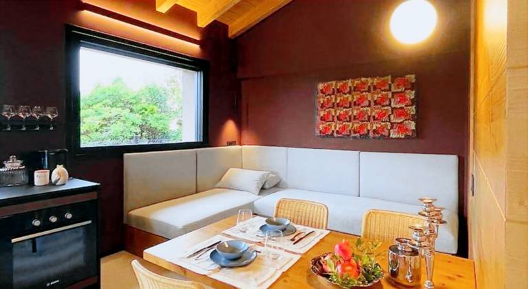 Serviced apartment with garden & patio in Asolo