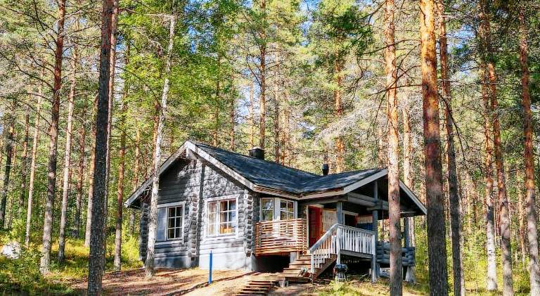 Villa with grill, garden & sauna | Pets are welcome in Mikkeli