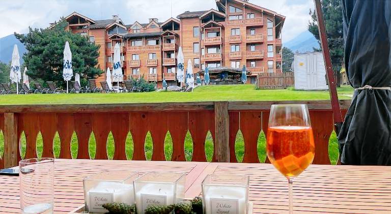 Holiday apartment with pool — photo 4