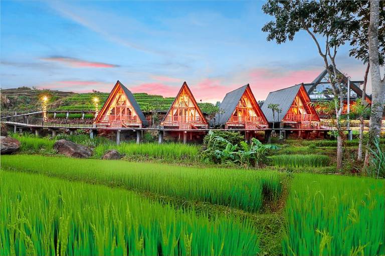 Asmaraloka Villa & Resto