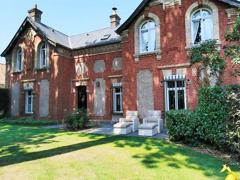 Château Nielles-lès-Bléquin