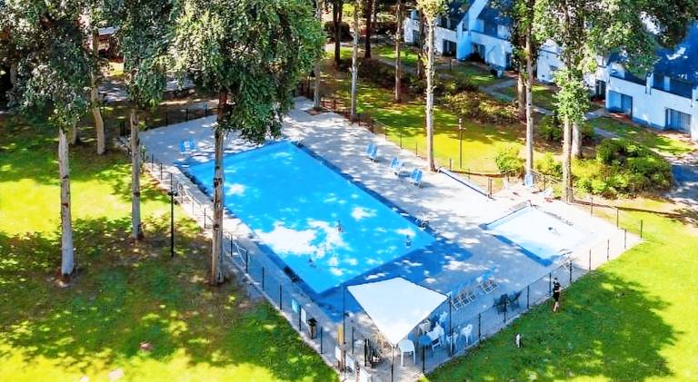 House with pool | Close to the beach | Pet-friendly — photo 5