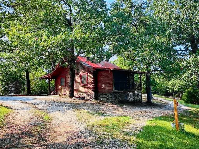 Cabin Eureka Springs