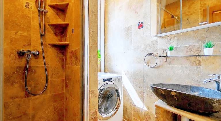 Apartment with 2 rooms for 4 persons — photo 4