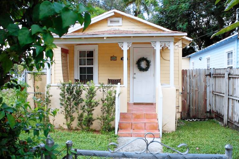 Hus  Coconut Grove