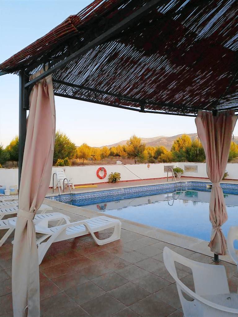 Charming vacation home with garden, barbeque & pool | Suitable for remote work | Pet-friendly — photo 3
