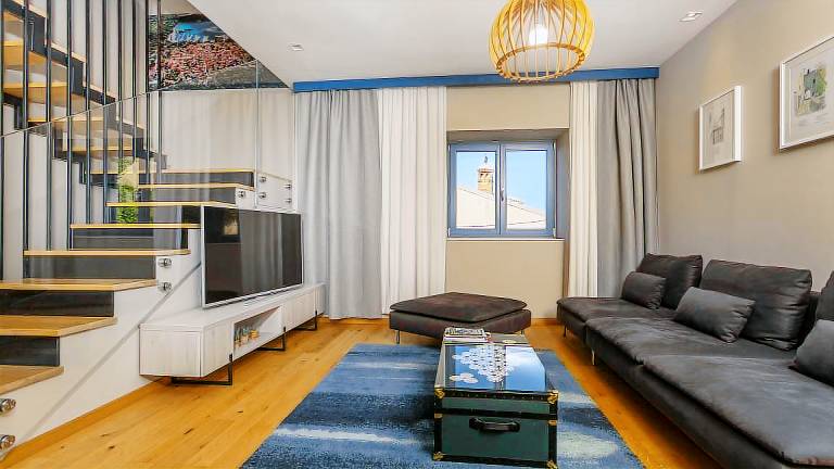 Villa with garden, BBQ & private pool — photo 4